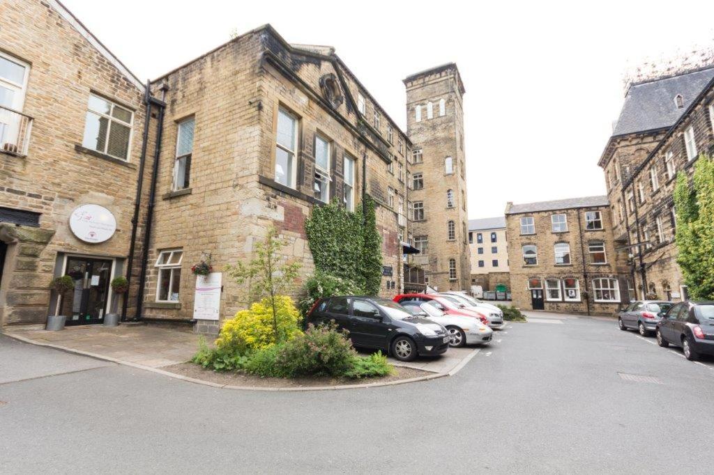 Heritage Serviced Suites - Serviced Apartments Huddersfield Dış mekan fotoğraf