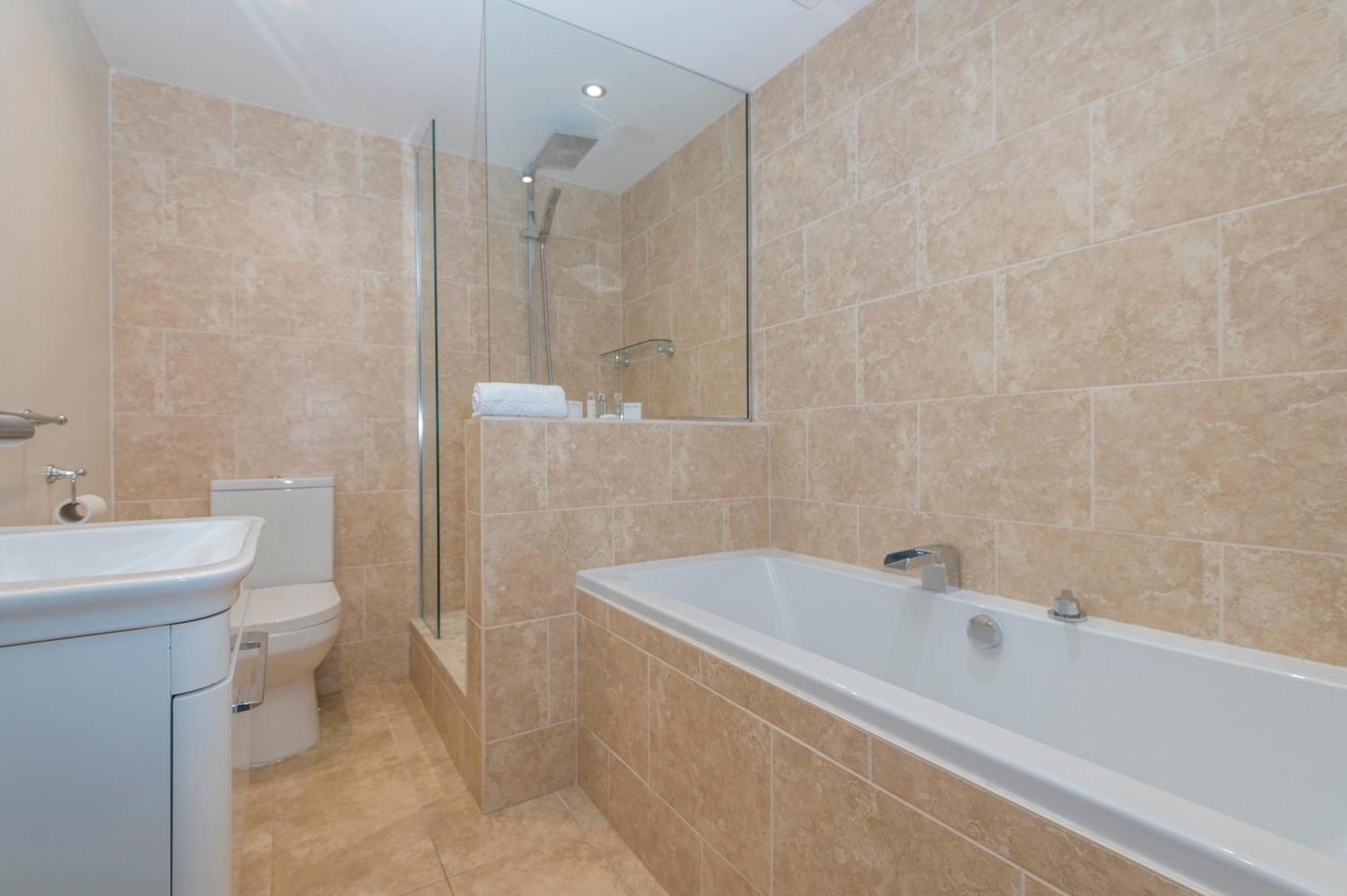 Heritage Serviced Suites - Serviced Apartments Huddersfield Oda fotoğraf